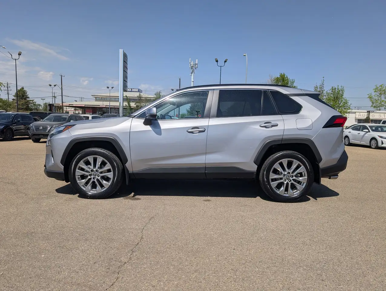 Toyota RAV 4 снимка Toyota RAV 4