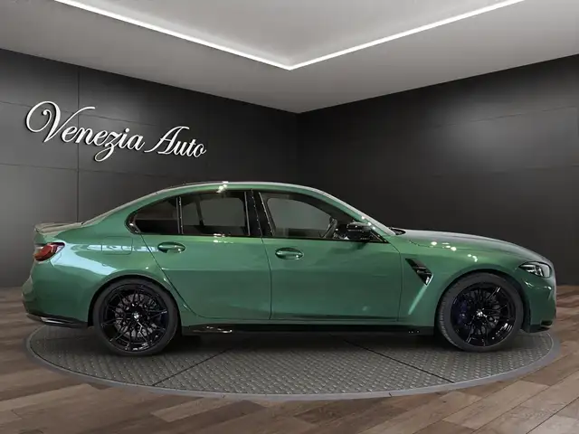 BMW M3 view 9