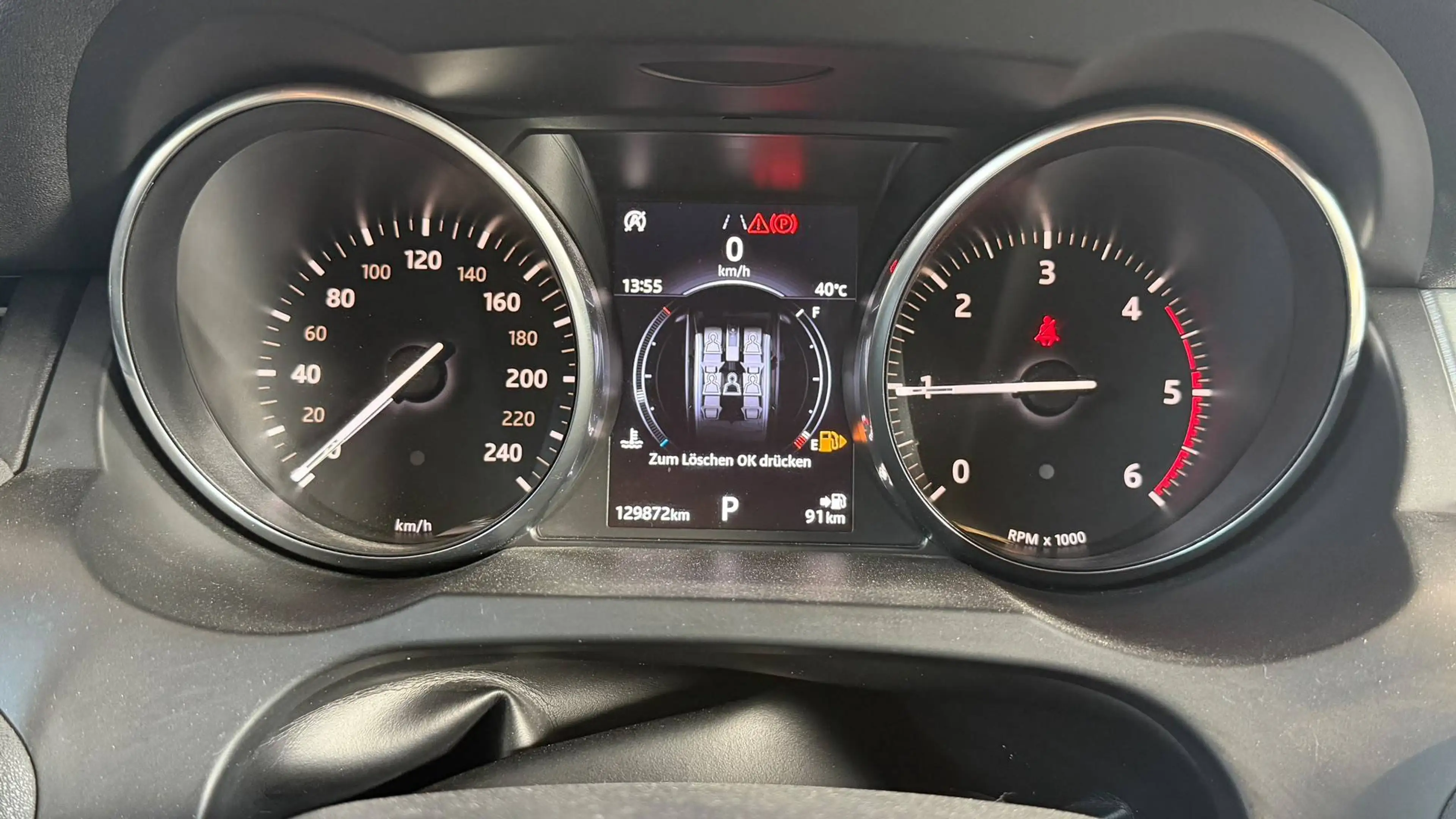 Land Rover Range Rover Evoque Pure — photo 11
