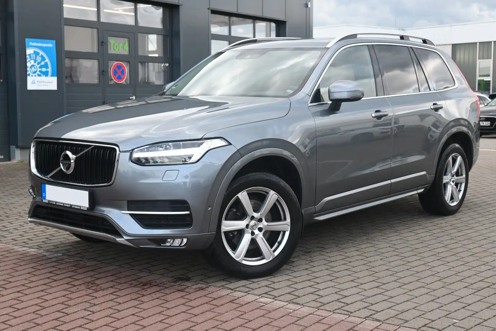 Volvo XC90 D5 AWD*360°*PANO*STDHZG*7Si* Grau - 1