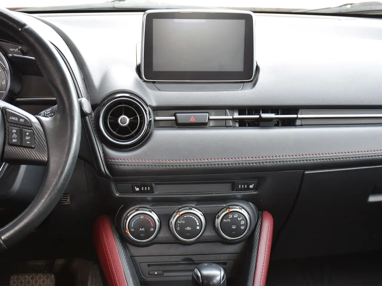 Mazda CX-3 снимка Mazda CX-3