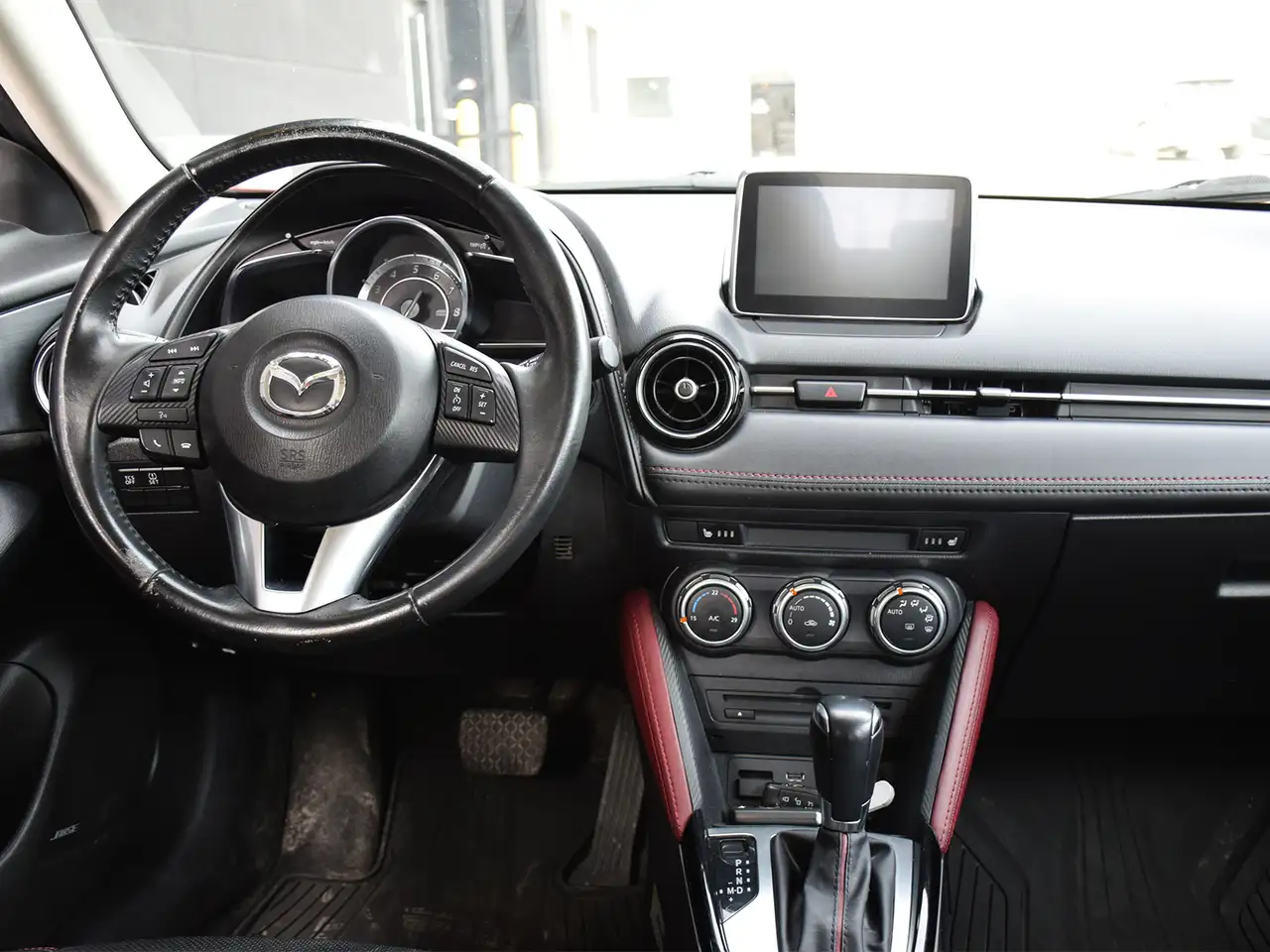 Mazda CX-3 снимка Mazda CX-3