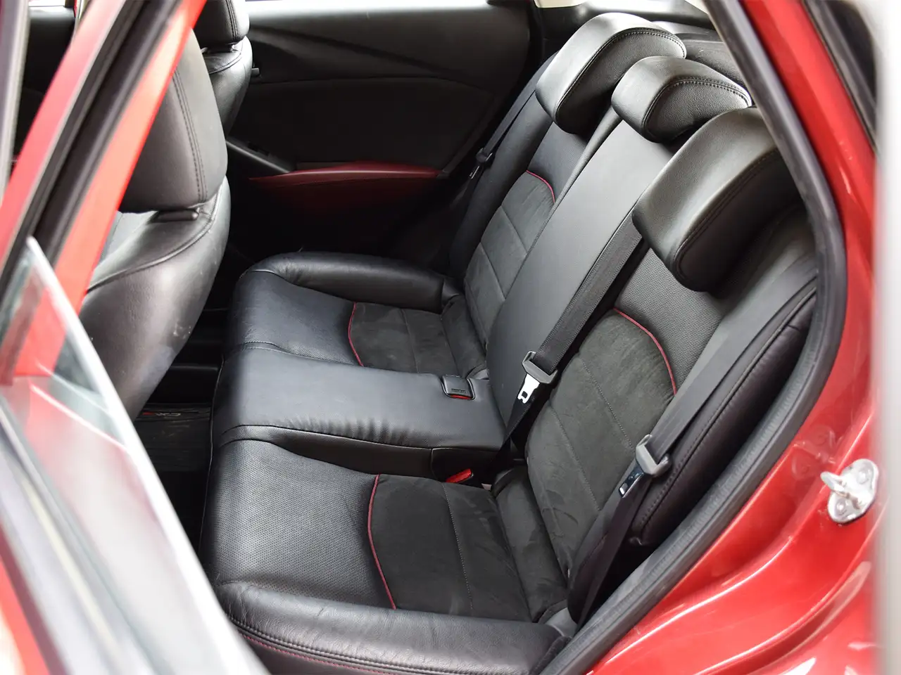 Mazda CX-3 снимка Mazda CX-3
