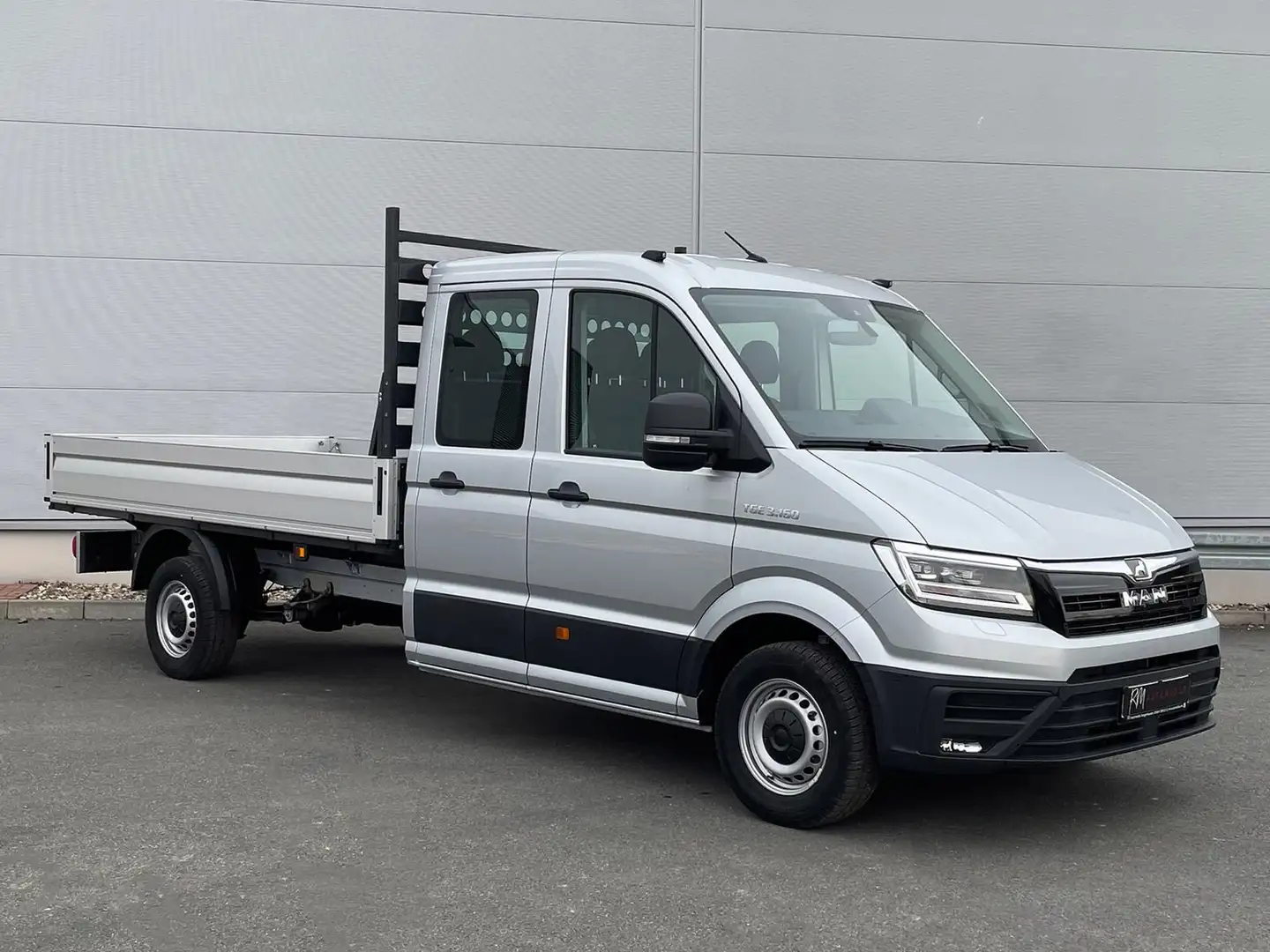 MAN TGE 3.160 Pritsche DOKA LR RWD STANDHZ LED Plateado - 2