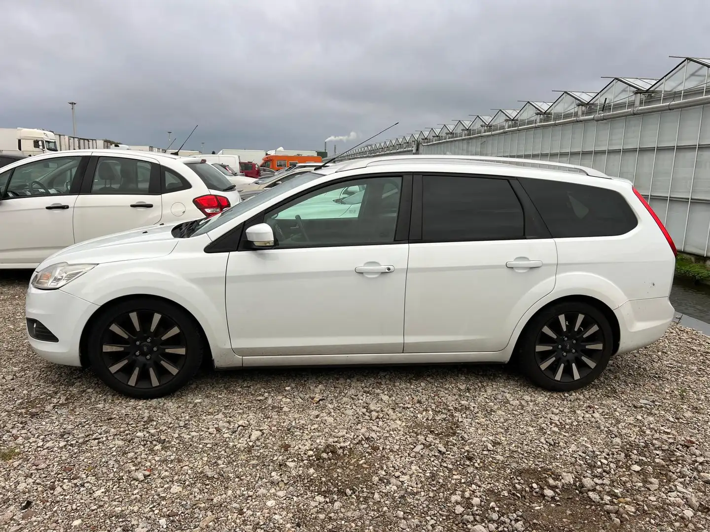 Ford Focus Wagon 2010 * 1.8 Ghia * 115.D KM 8 DYNAMO DEFECT * Wit - 2