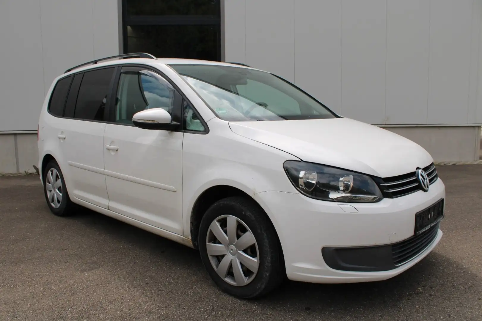 Volkswagen Touran Comfortline *TEMPO/STANDHZ/NAVI/KLIMA* Weiß - 2