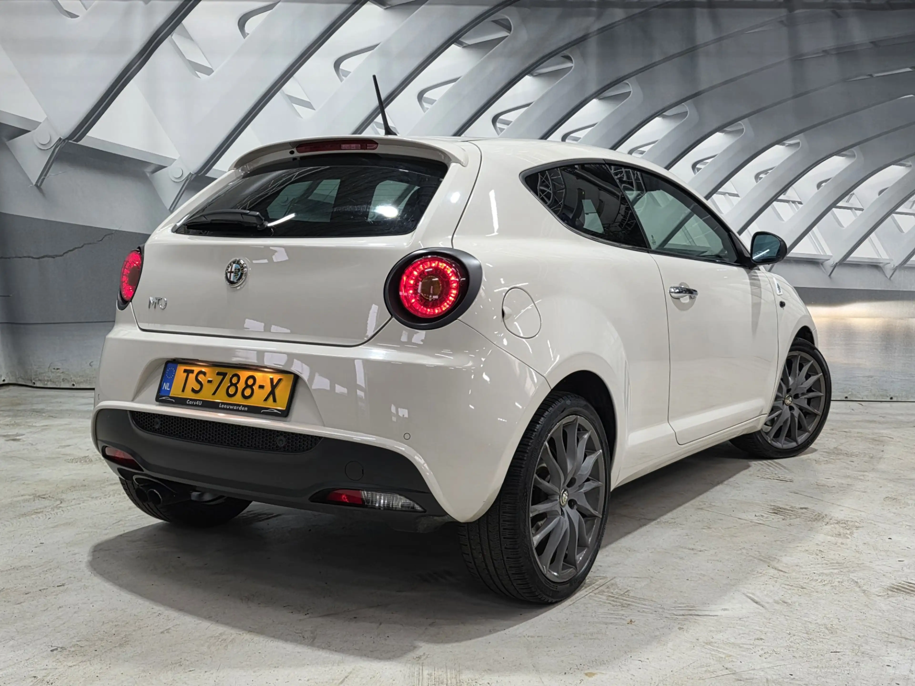 Alfa Romeo MiTo 1.4 T Quadrifoglio Verde leer clima — photo 2