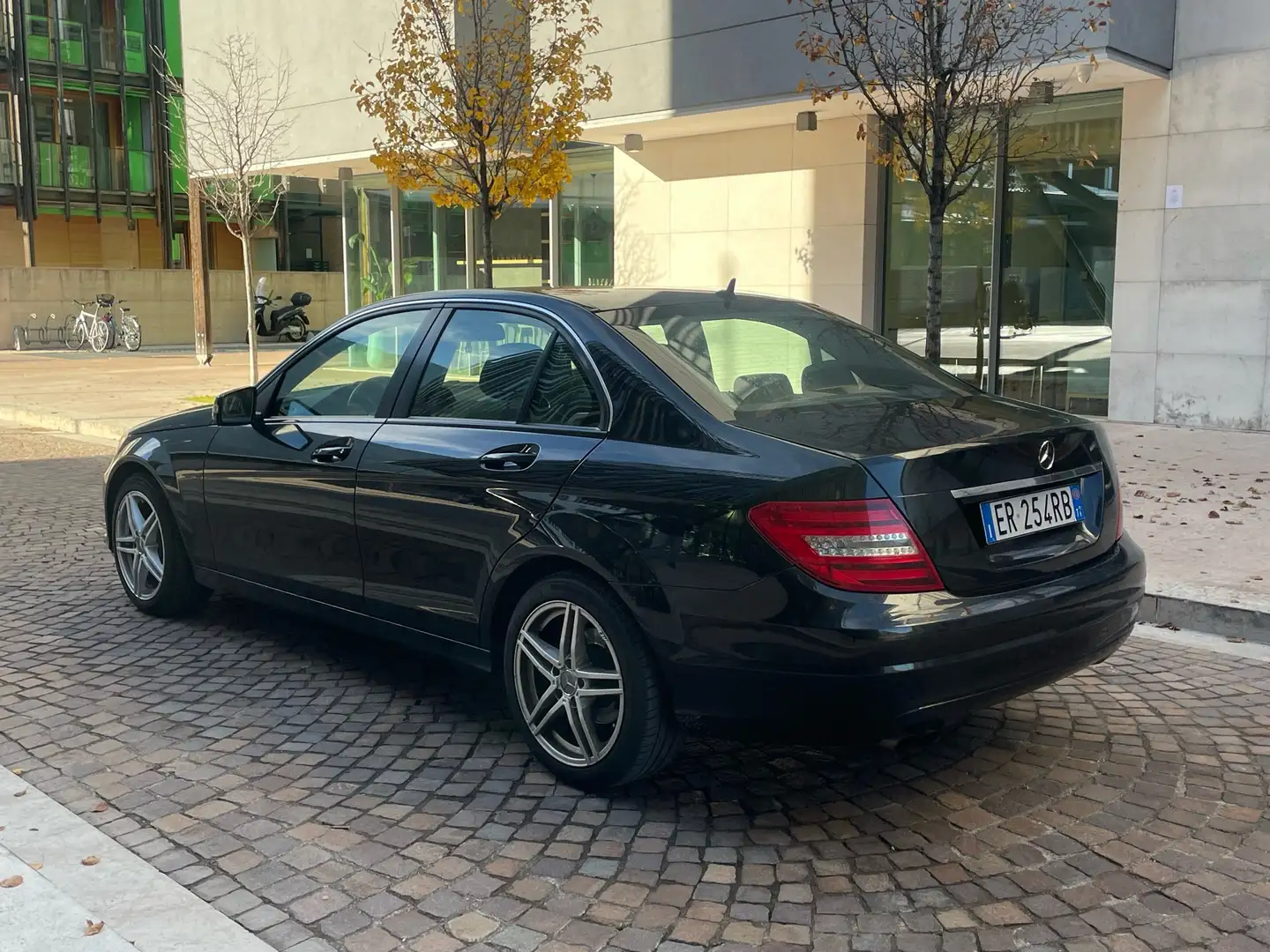 Mercedes-Benz C 200 cdi (be) Avantgarde - 2