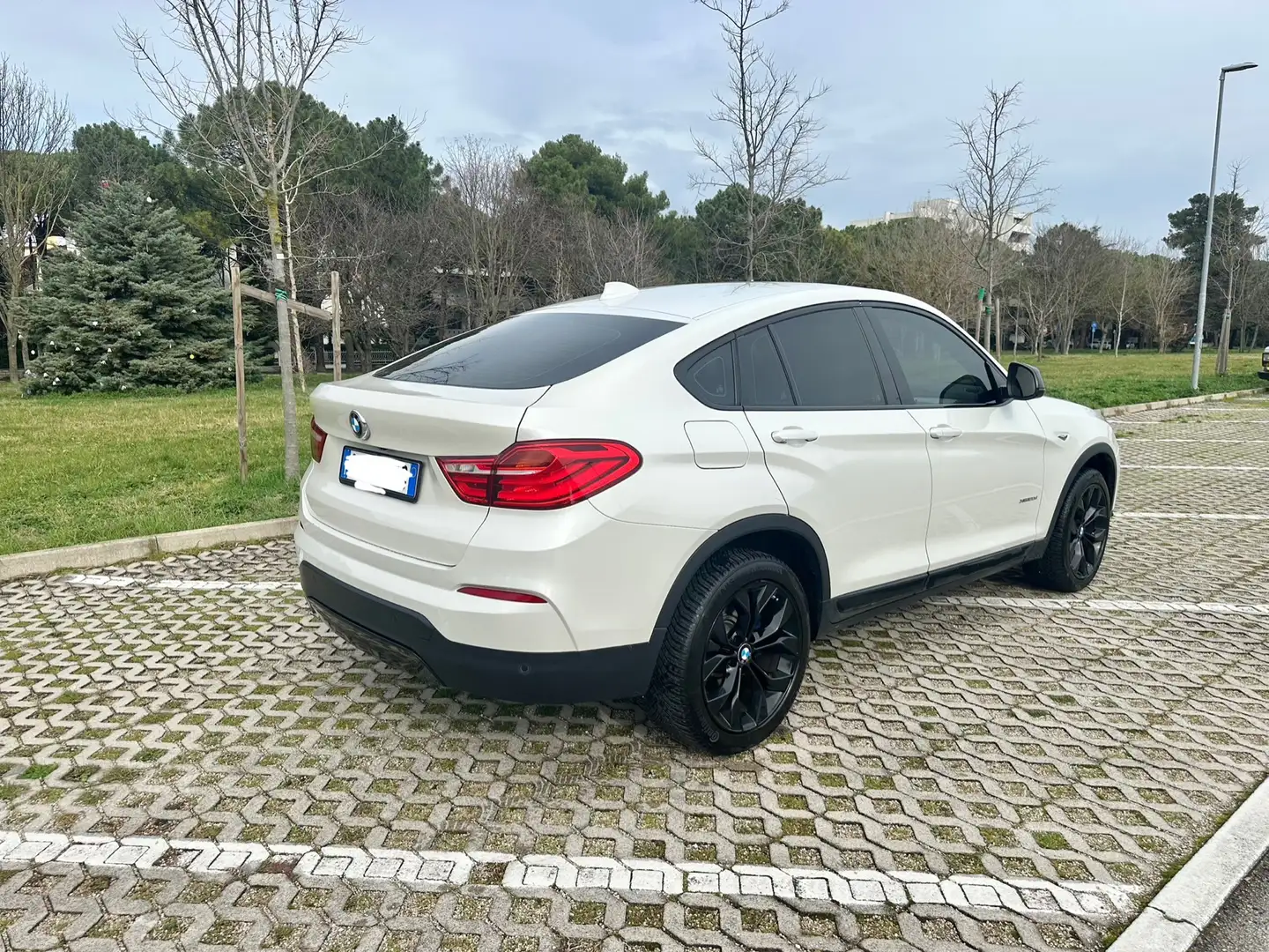 BMW X4 xdrive20d xLine auto my16 - 2
