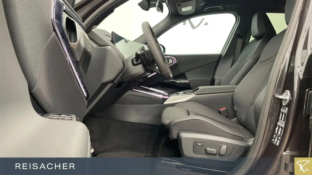 BMW X3 xDrive 20d A M-Sport AHK RFK PDC Pano 19"LM 4