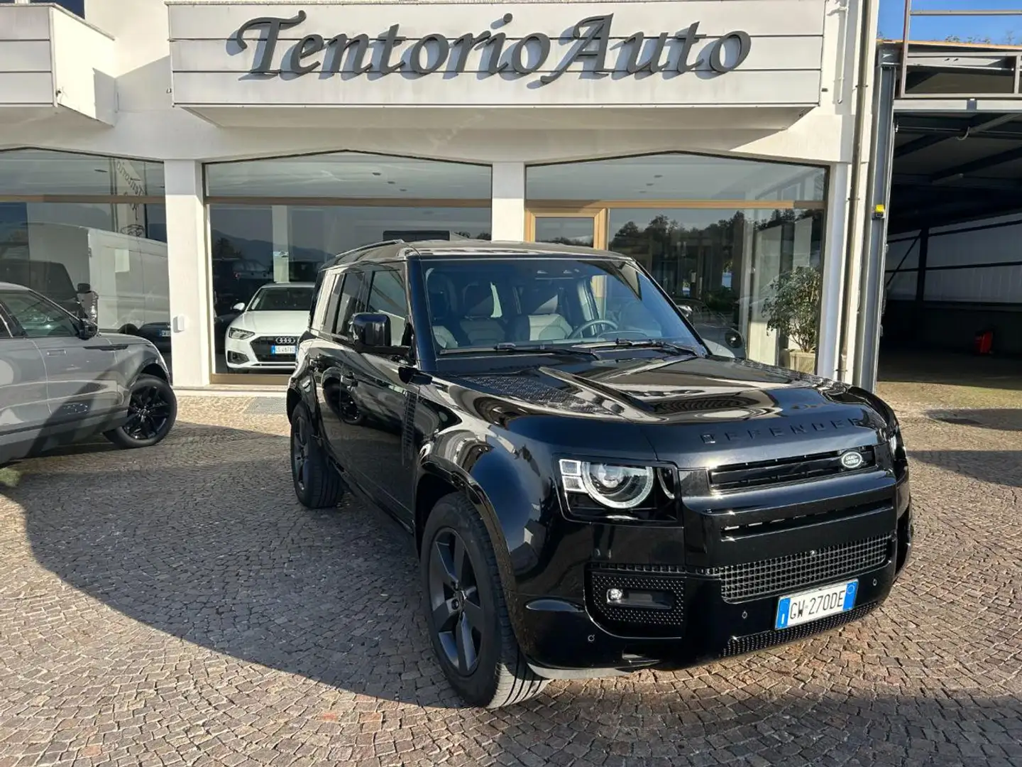 Land Rover Defender 110 3.0D I6 200 CV AWD Auto X-Dynamic SE Nero - 1