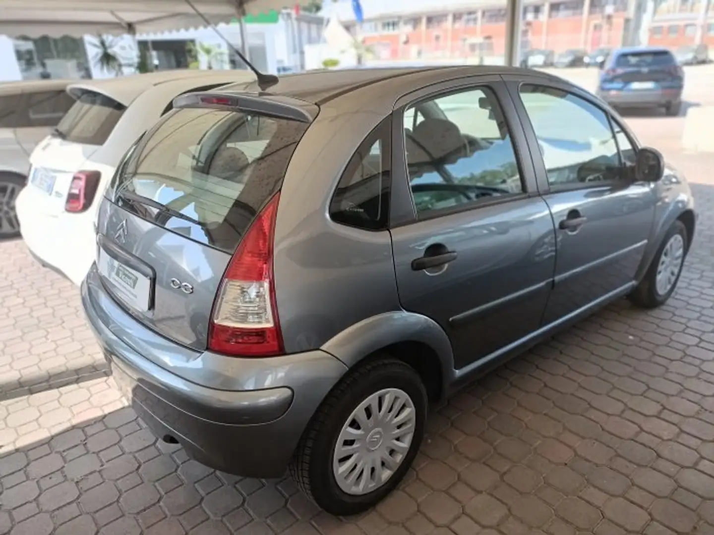 Citroen C3 1.1 Elegance 5P 60cv Grigio - 2