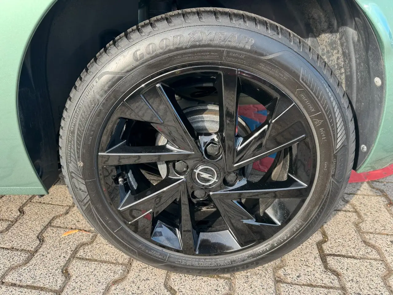 Opel Corsa F YES *1.Hand*SCHECKHEFT*ALLWETTER*, миниатюра 4