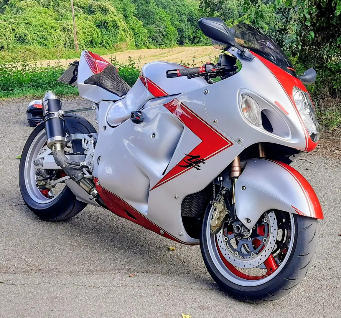 Suzuki Hayabusa Supersportler Plateado - 1
