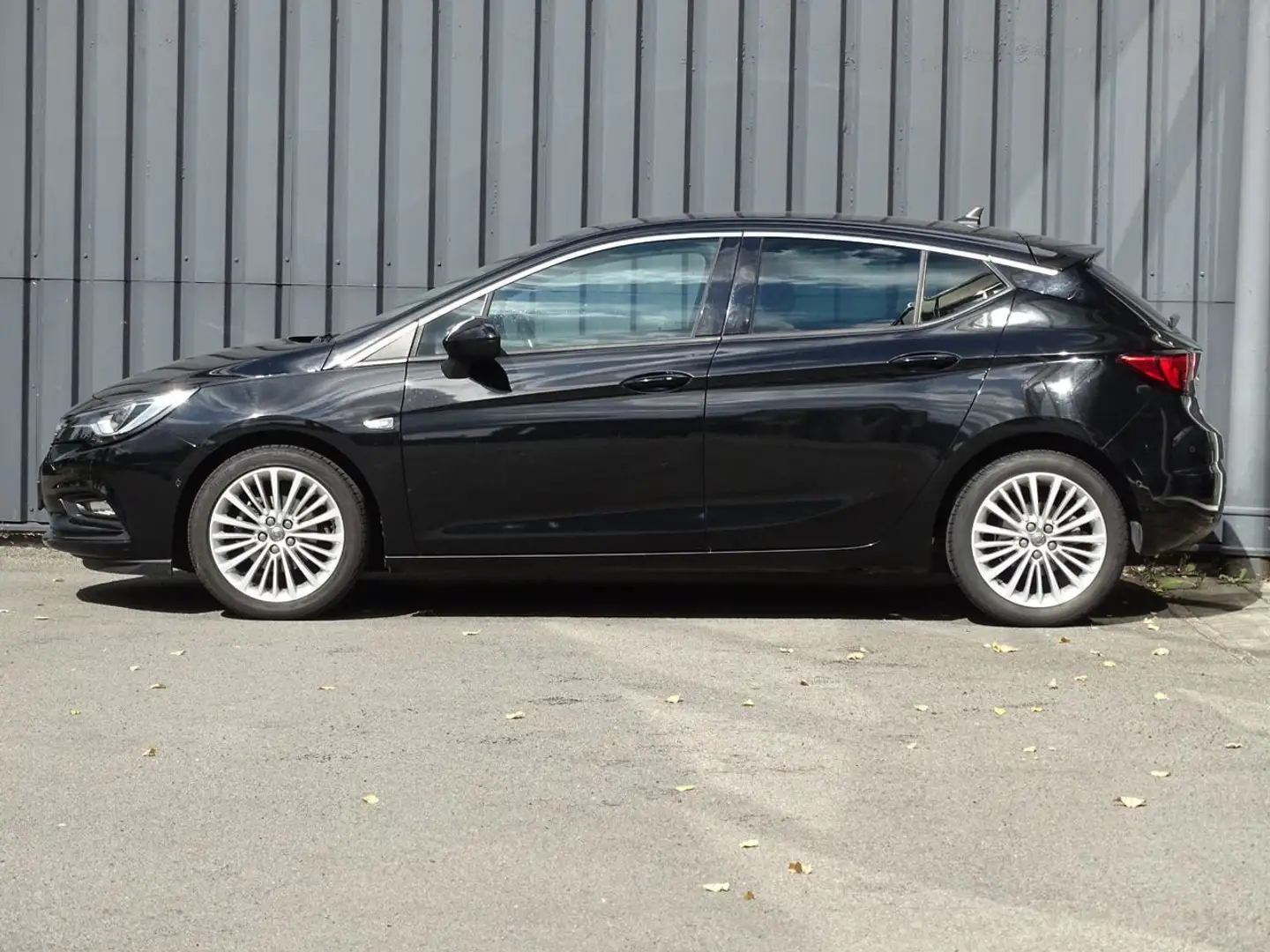 Opel Astra 1.4 Innovation Stoel & Stuurverwarming | MASSAGE | Negro - 2