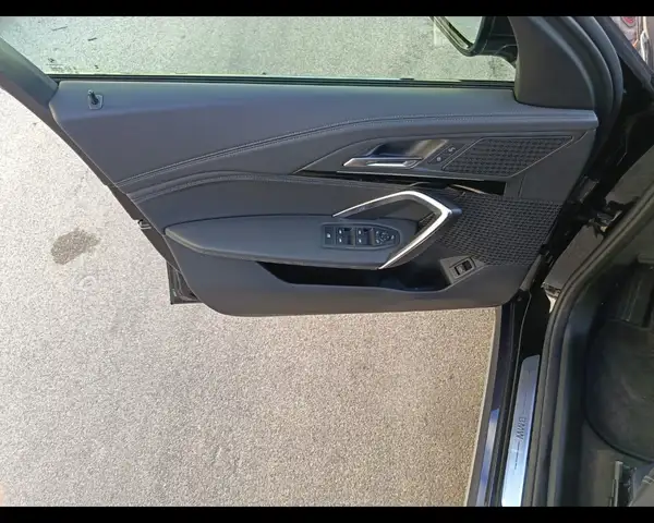 BMW X1 view 13