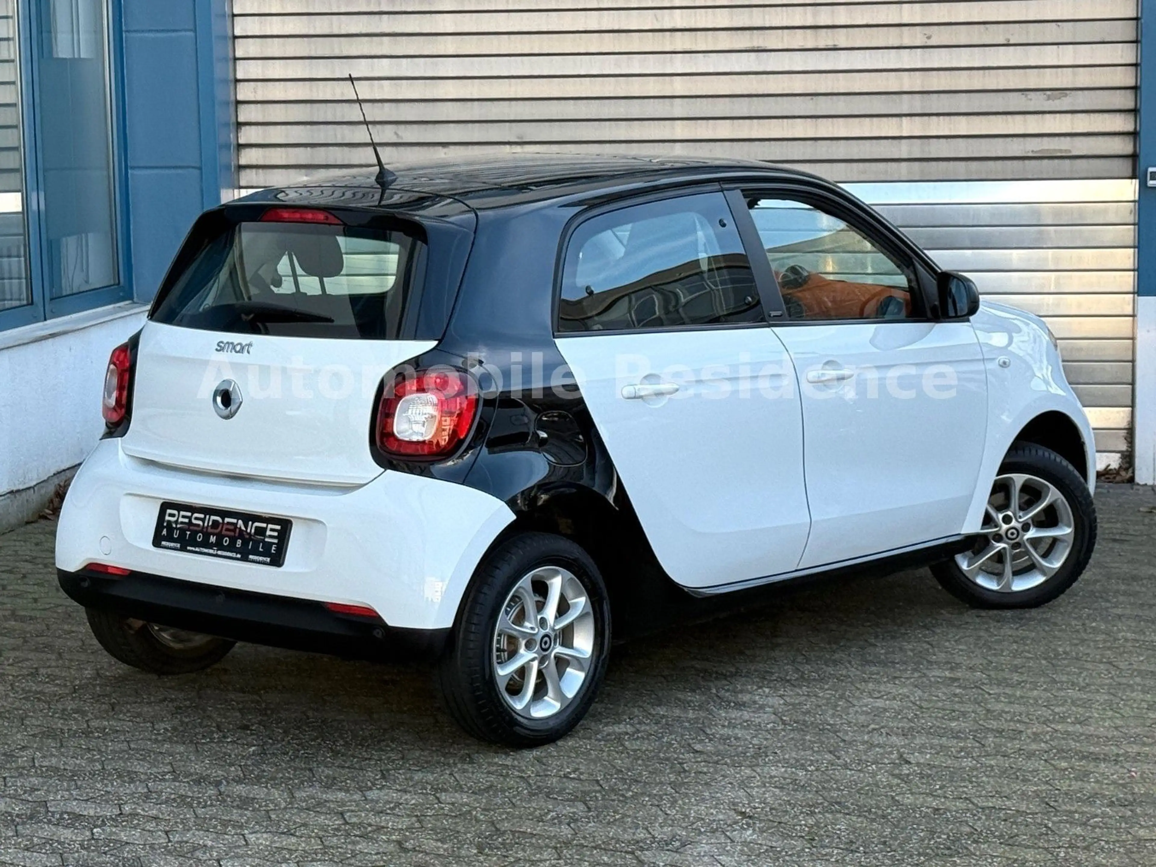 smart forFour 1.0*PANO*SHZ*PDC*TEMP.*LED*ALU*MFL*TOP* — photo 4