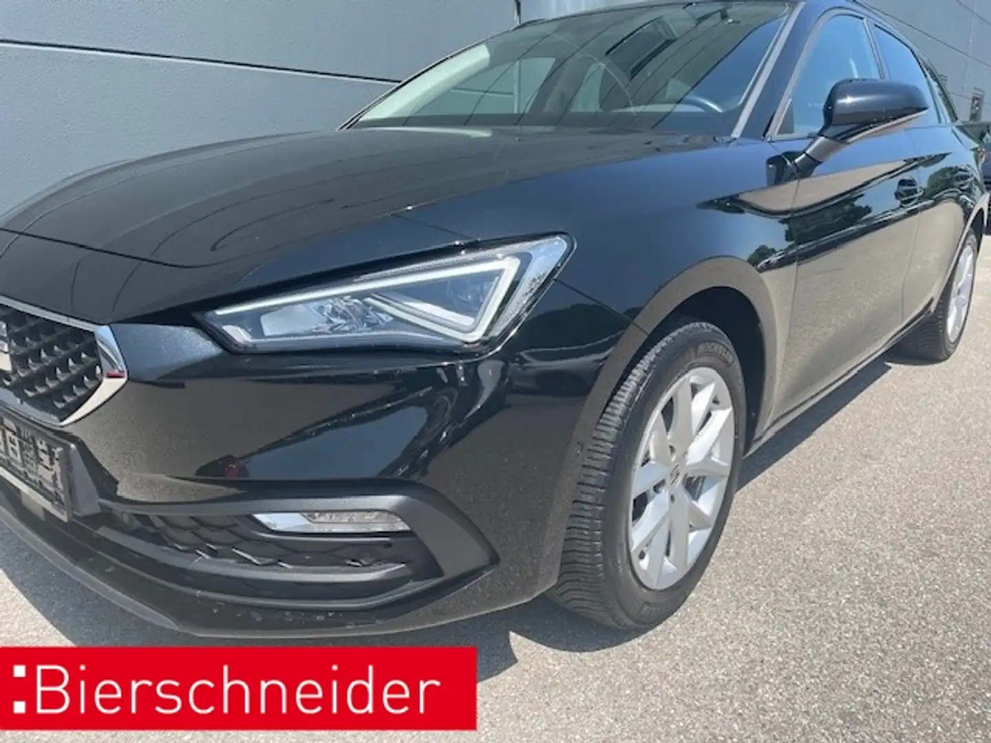 SEAT Leon Sportstourer 1.5 TSI DSG Style 5-J-GARANTIE LED KA Schwarz - 2