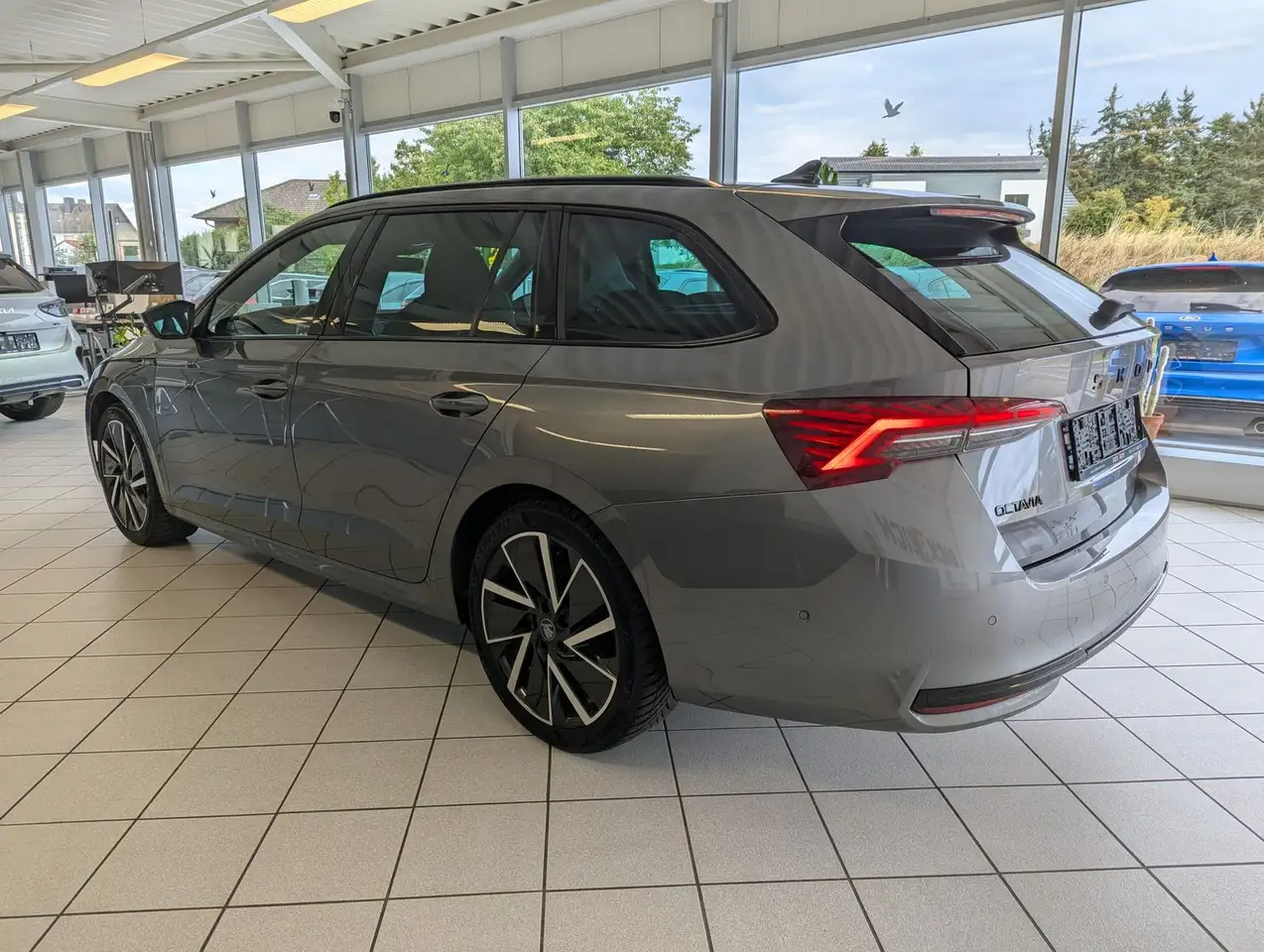 Skoda Octavia 1.5 TSI Sportline Pano Martix Cam AHK, миниатюра 5