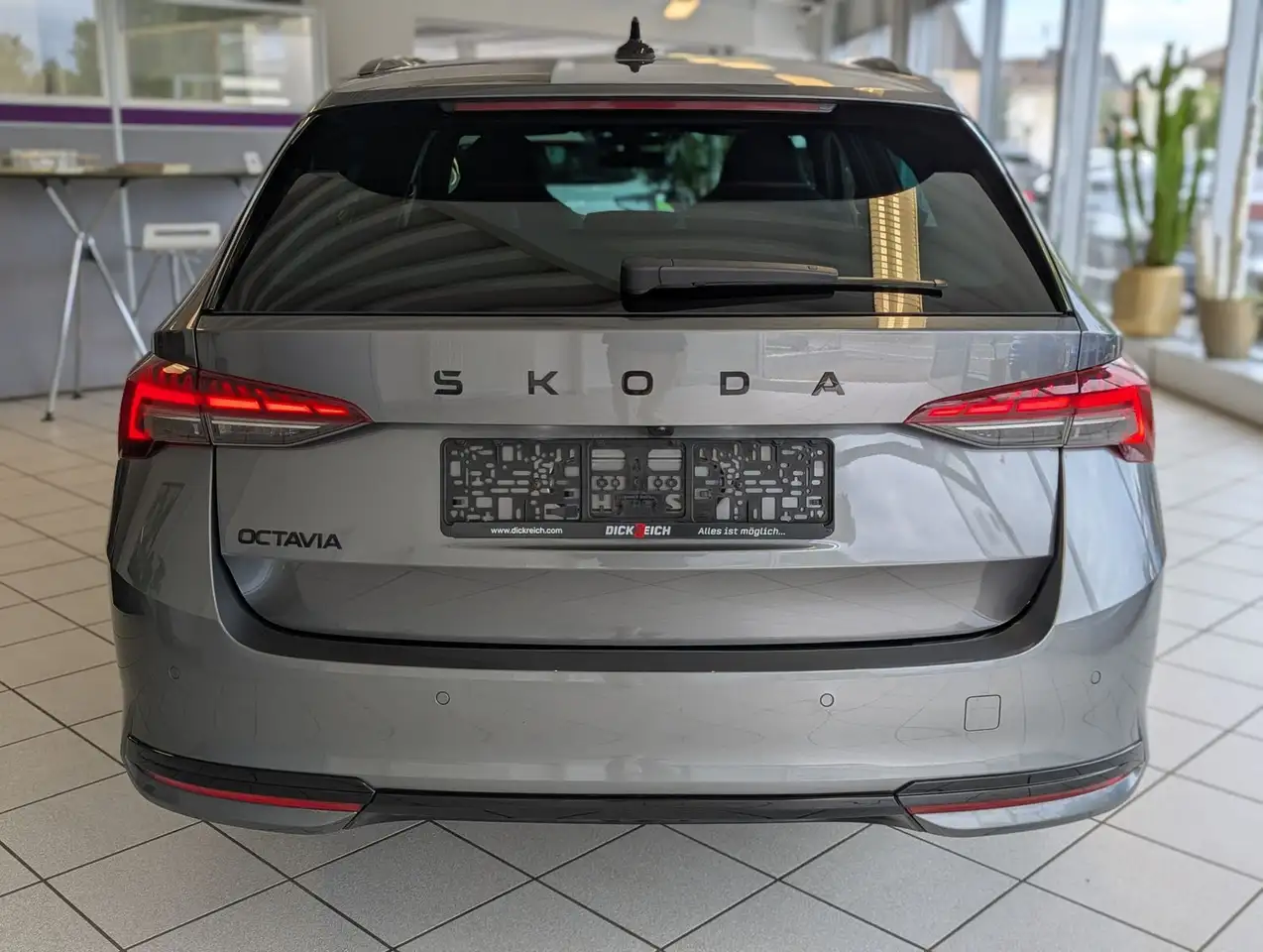 Skoda Octavia 1.5 TSI Sportline Pano Martix Cam AHK, миниатюра 6