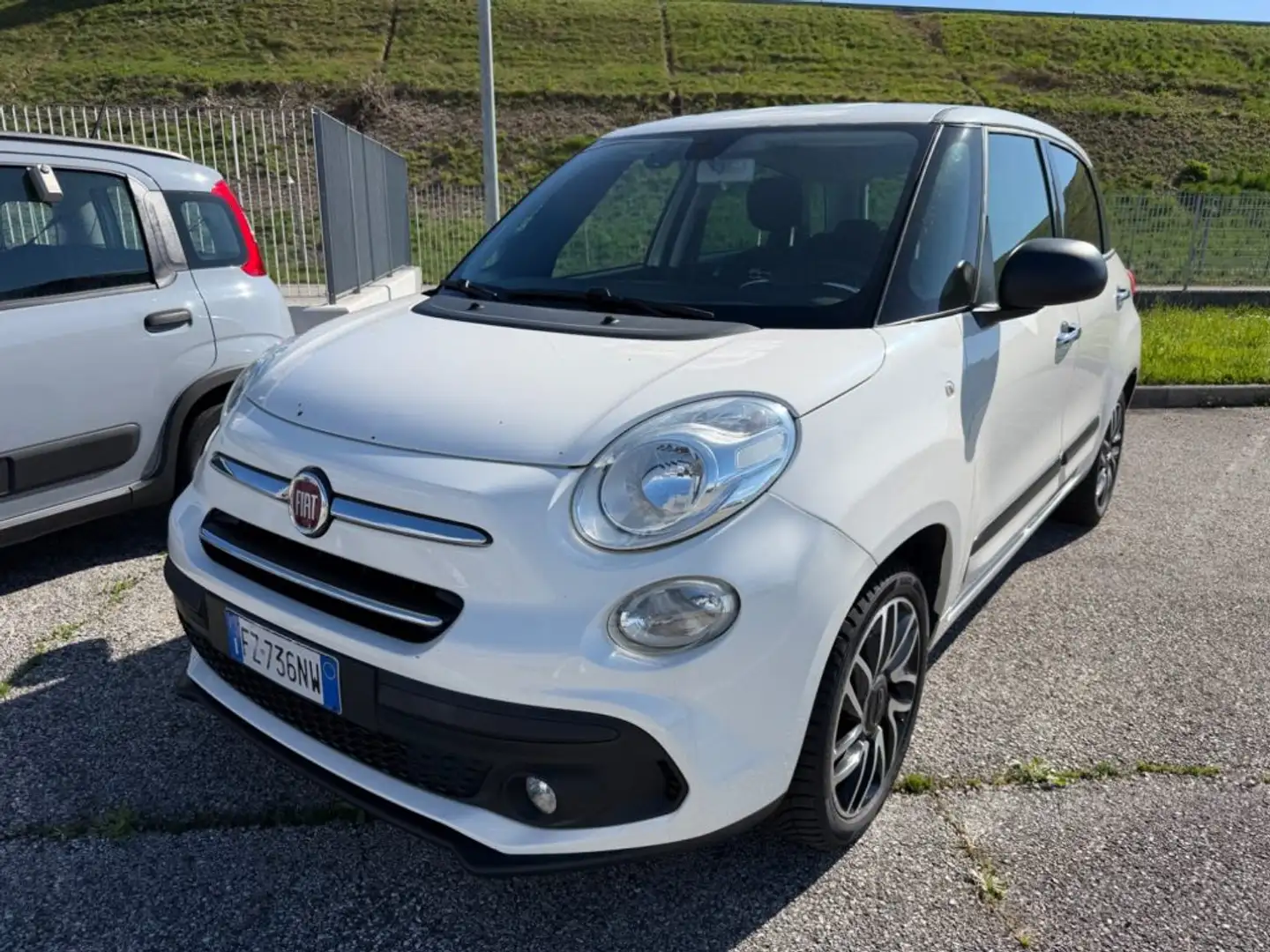 Fiat 500L Pro 1.3 MJT 95CV Urban 4 posti (N1) Weiß - 1