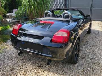 MR 2 Roadster