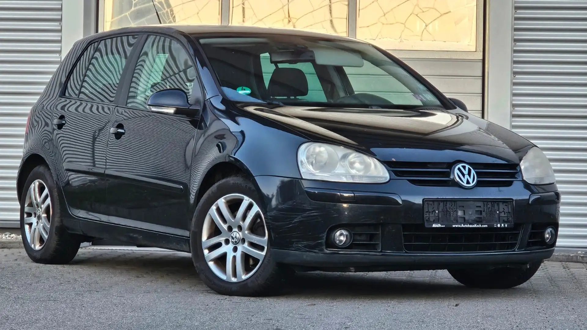 Volkswagen Golf V Lim. Tour Edition GSD Shzg Klima PDC Nero - 1