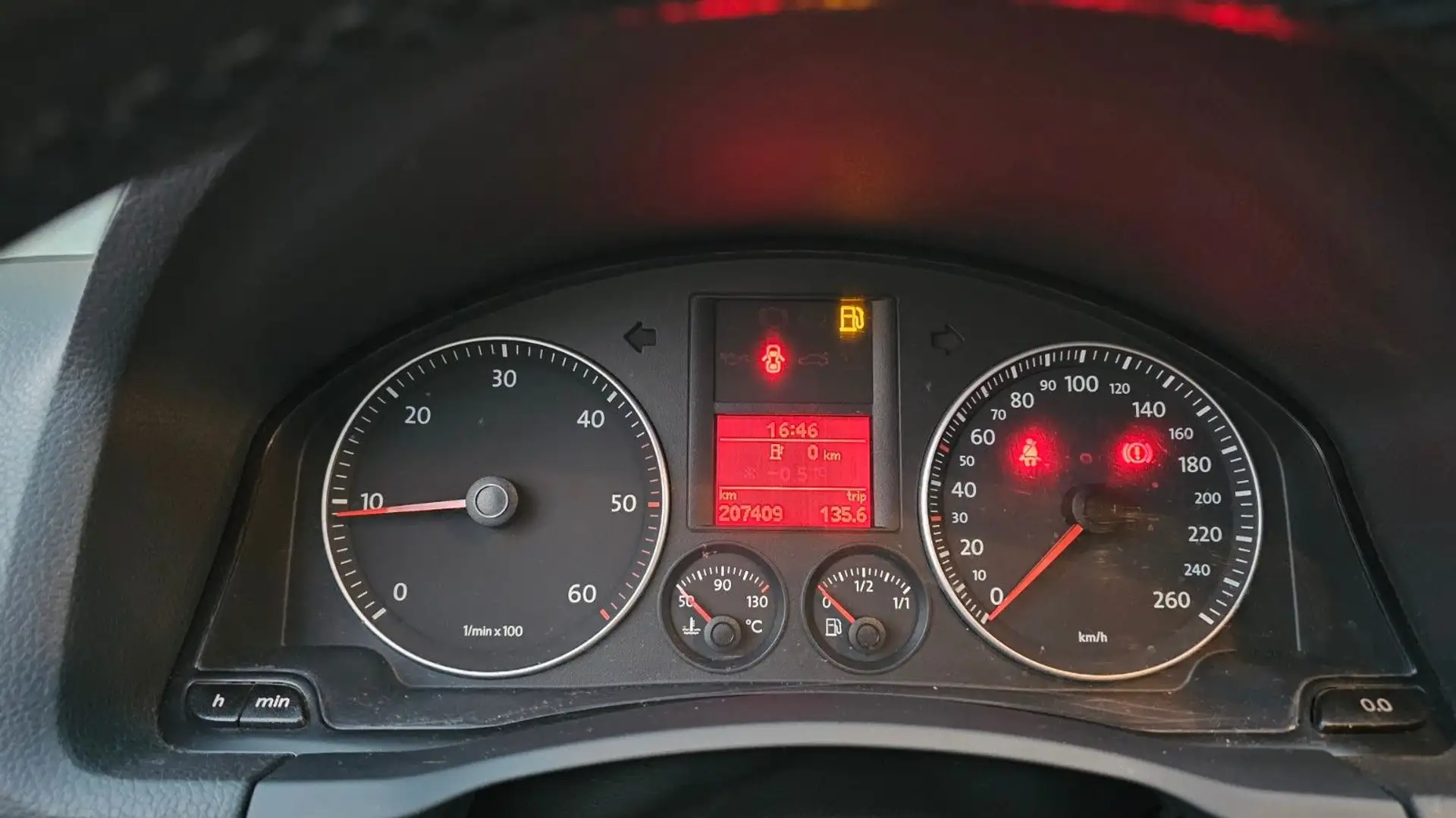 Volkswagen Golf V Lim. Tour Edition GSD Shzg Klima PDC Nero - 2