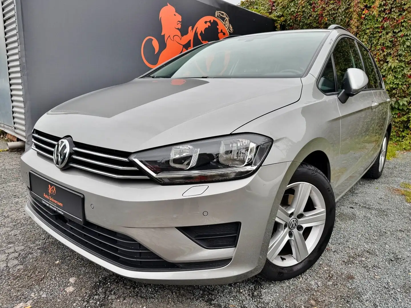 Volkswagen Golf Sportsvan VII #TÜV#SERVICE#KLIMA#SHZ#ISOFIX Argent - 2