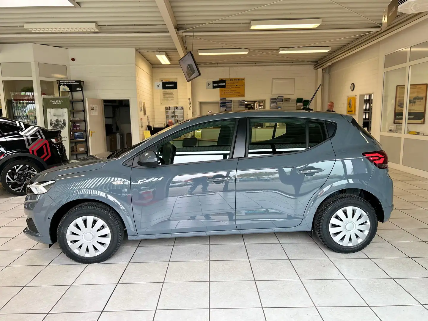 Dacia Sandero Expression TCe 90 Grau - 1