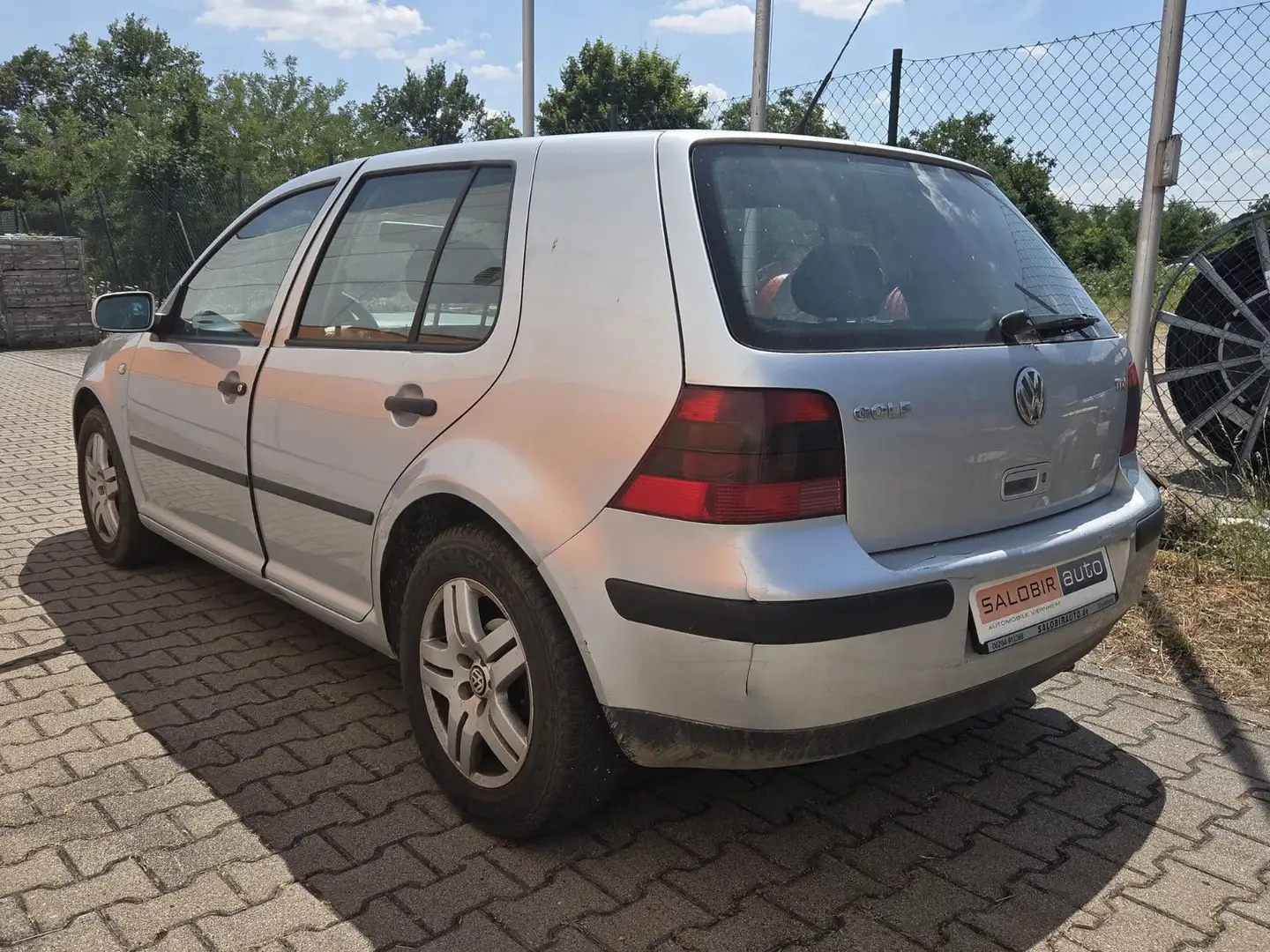 Volkswagen Golf 1.9TDI 74Kw/101 PS Special Klima TÜV 12/25 Plateado - 2