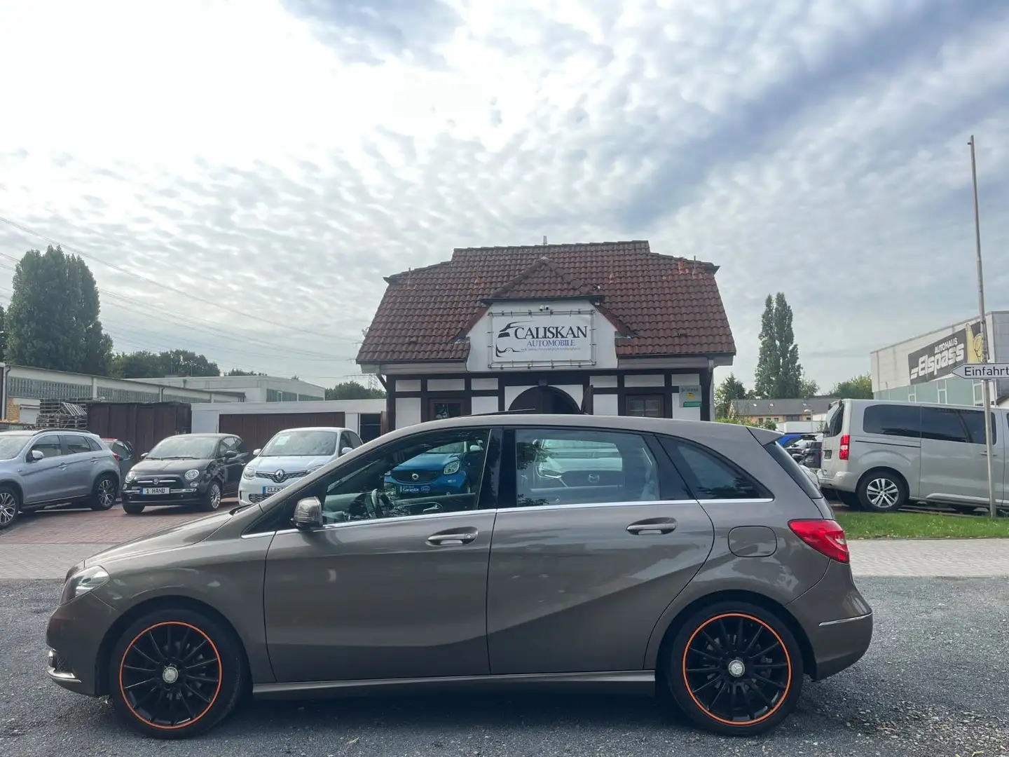 Mercedes-Benz B 180 CDI *Pano*Kamera*Leder*AHK°Standheizung Grau - 2