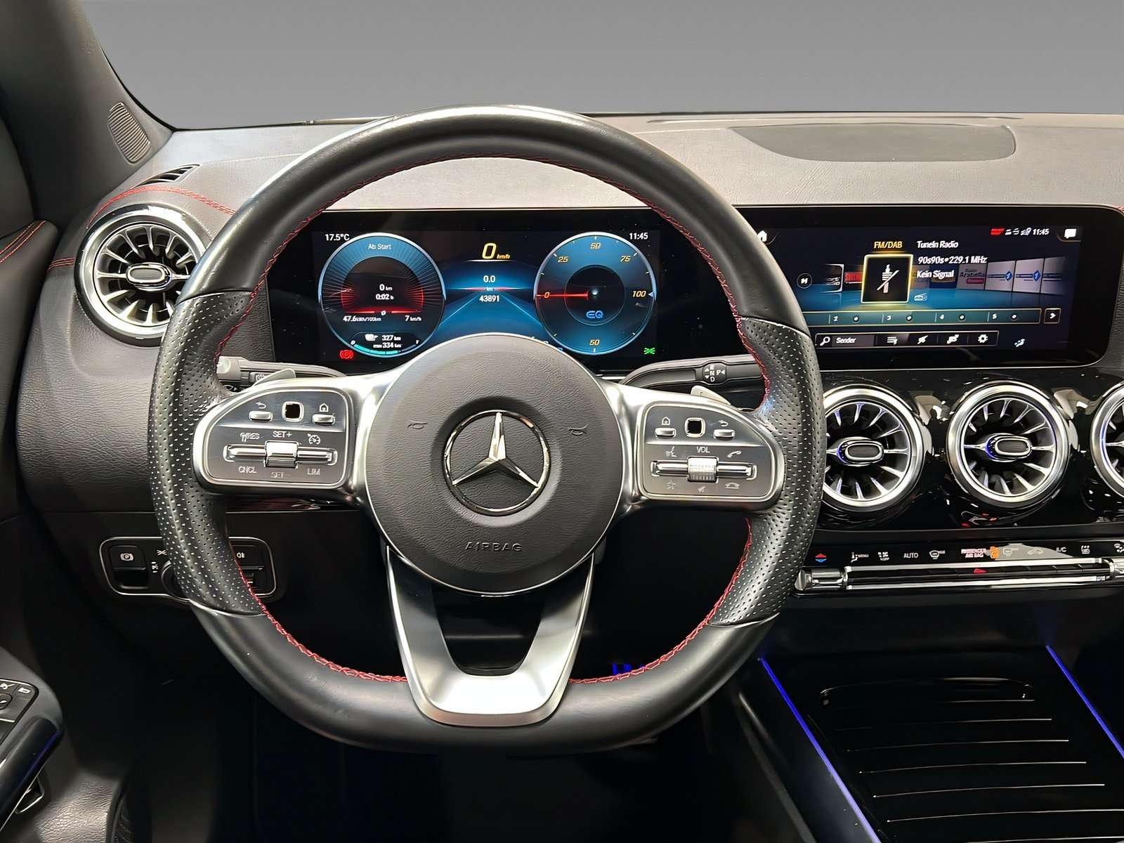 Mercedes-Benz EQA