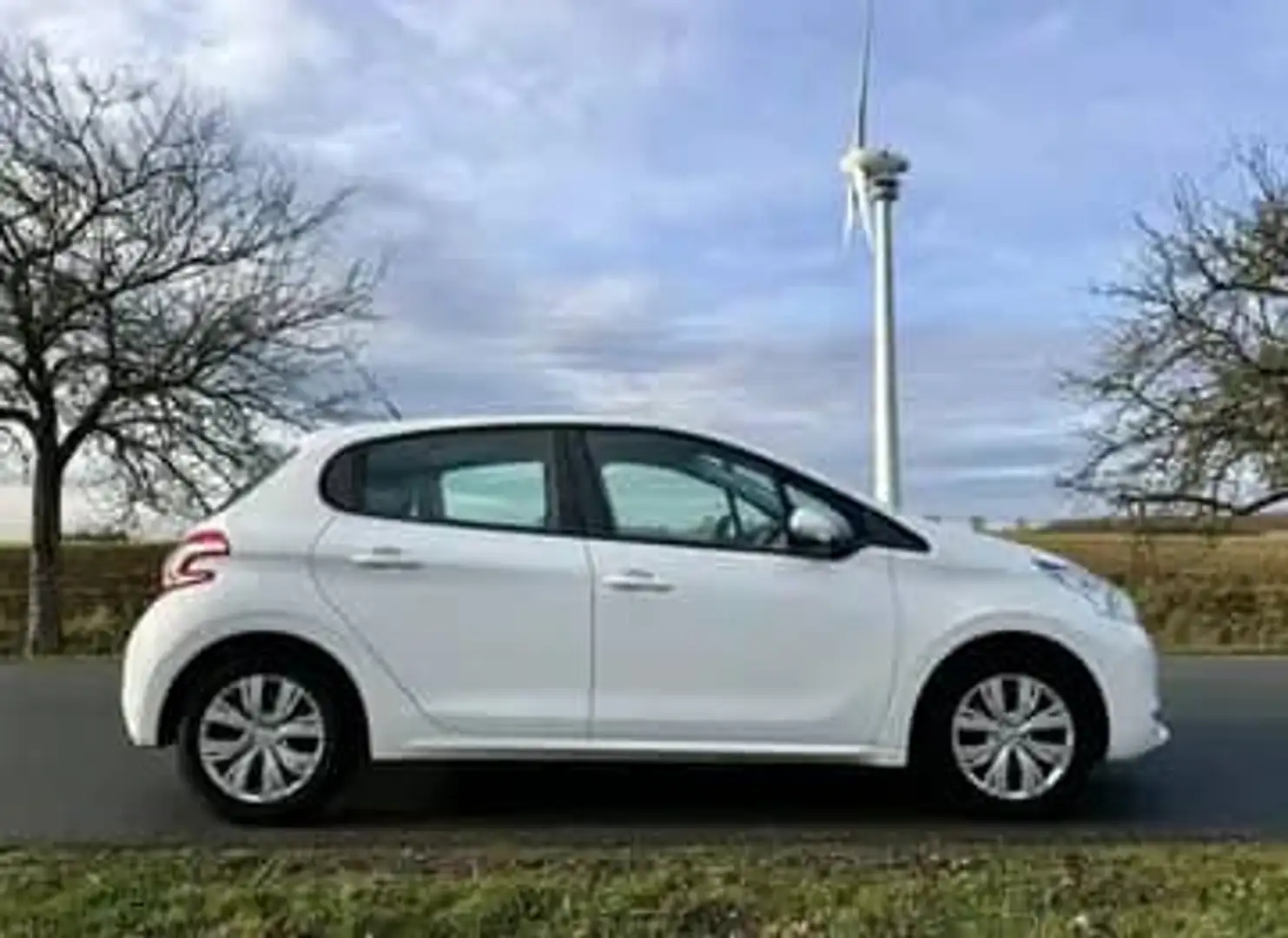 Peugeot 208 208 1.4 HDi 68ch FAP BVM5 Envy Blanc - 2