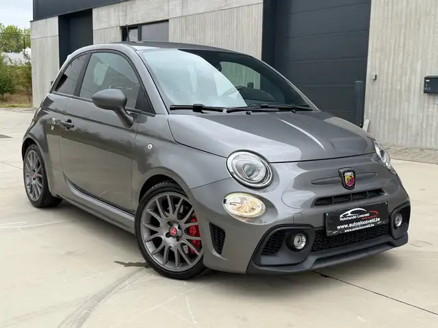 Abarth 595 Competizione 1.4i Euro 6b / 179 PK / CARPLAY / BREMBO / LEDER / NAVI