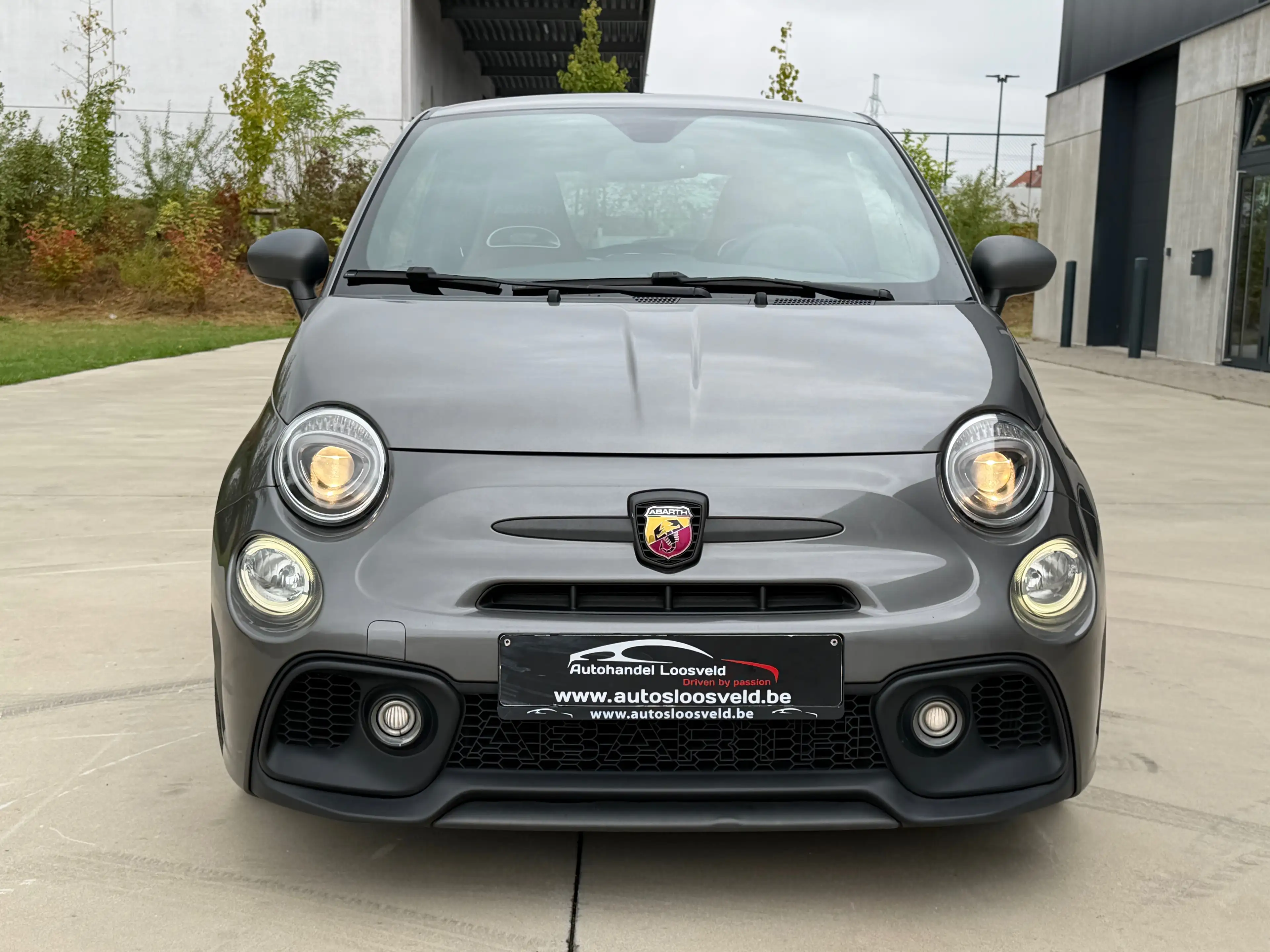 Abarth 595 Competizione 1.4i Euro 6b / 179 PK / CARPLAY / BREMBO / LEDER / NAVI — photo 2