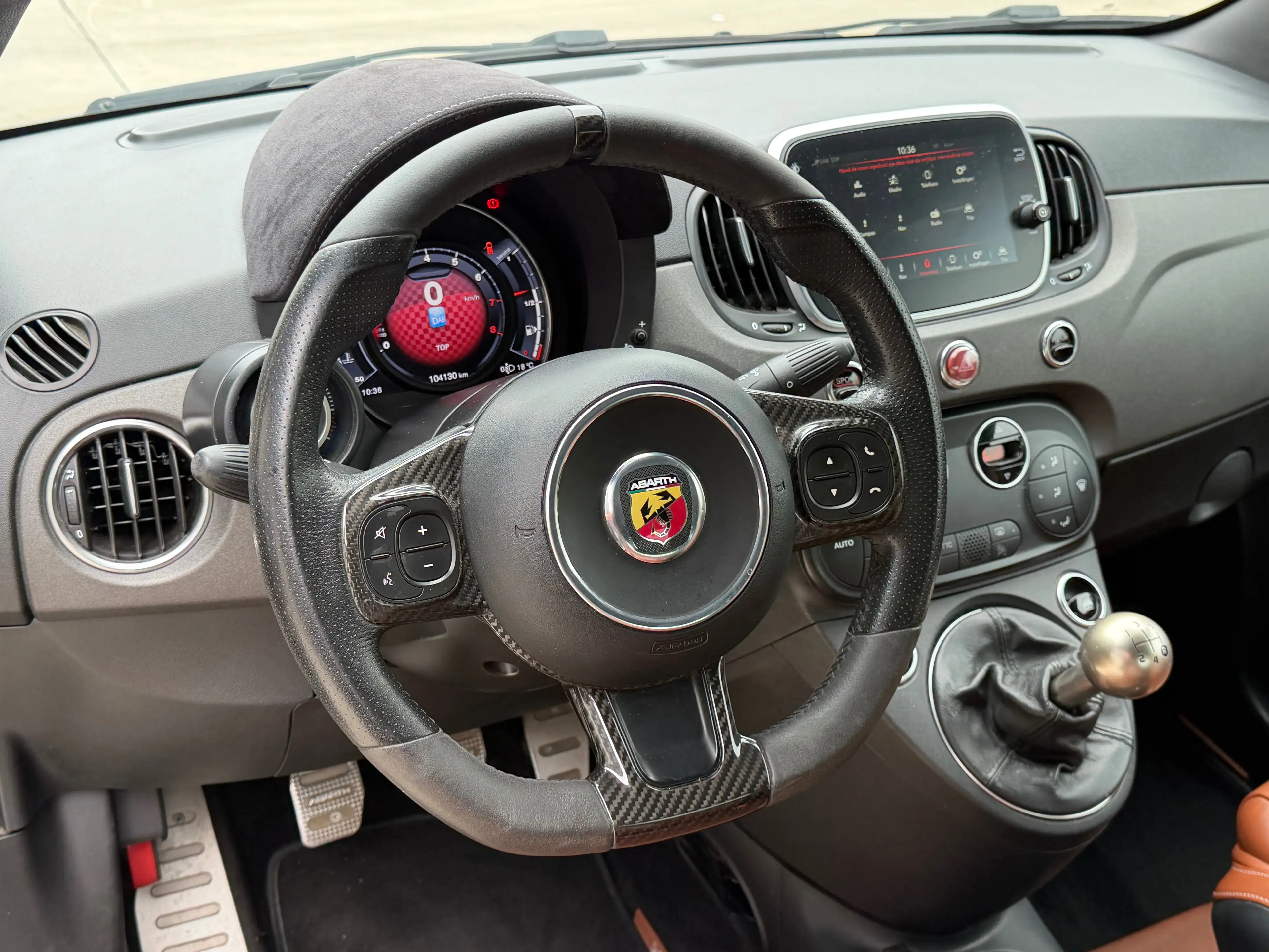 Abarth 595 Competizione 1.4i Euro 6b / 179 PK / CARPLAY / BREMBO / LEDER / NAVI — photo 10