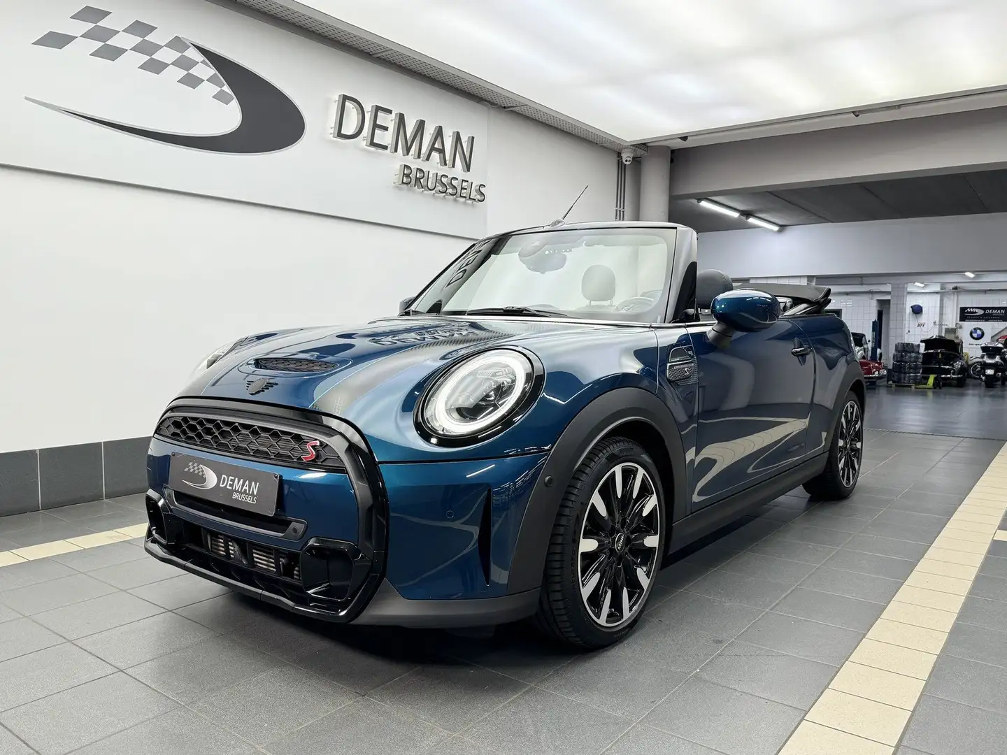 MINI Cooper S Cabrio Auto * SIDEWALK exclusive Edition * Camera * PTS Bleu - 1