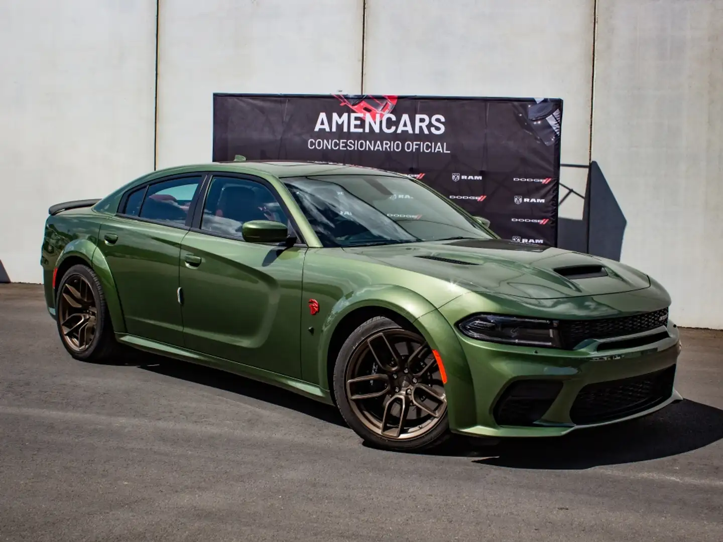 Dodge Charger SRT Hellcat Redeye JB WB 6.2 HEMI V8 Supercharged Vert - 1