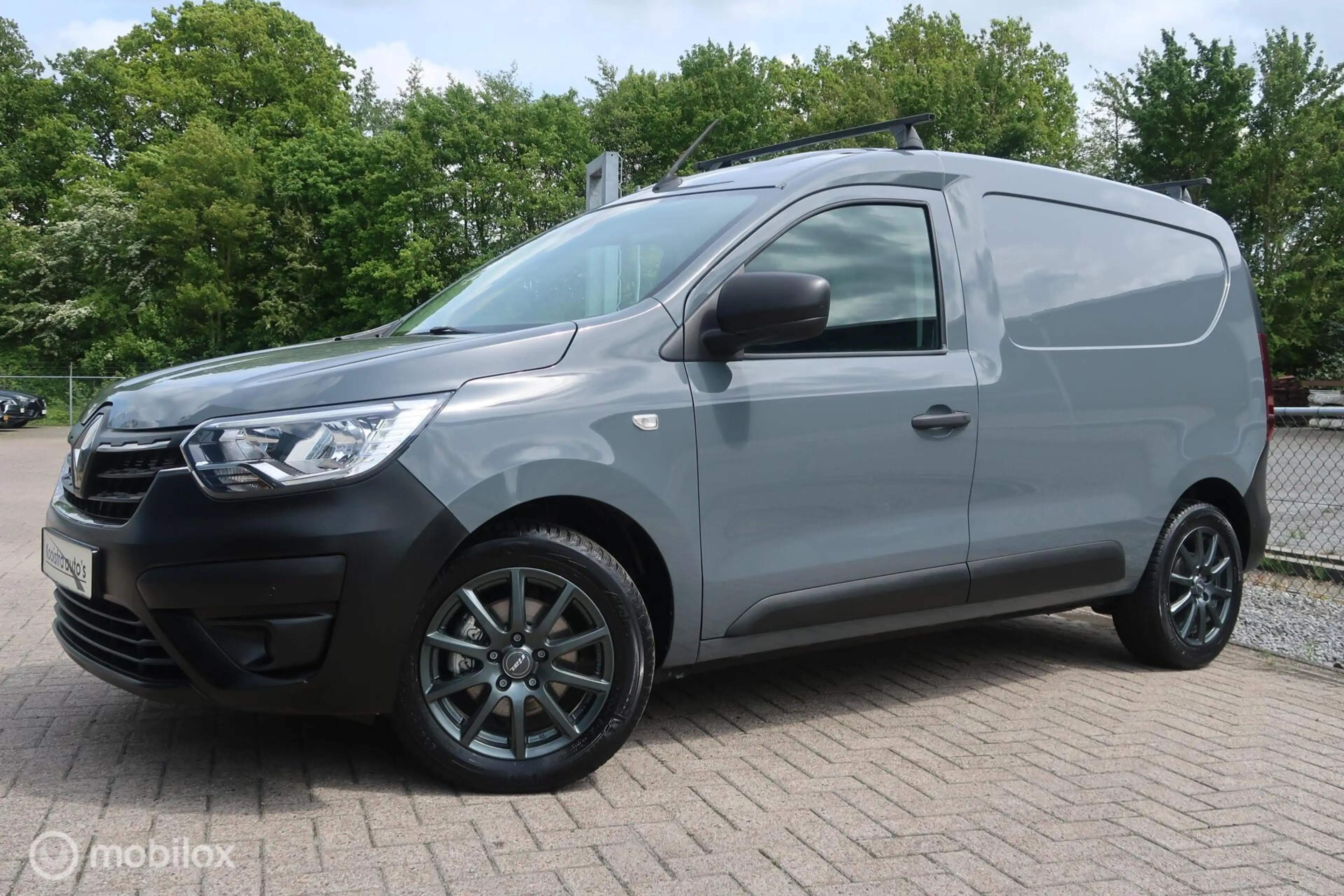 Renault Express 1.3 TCe 100 Comfort + — photo 2
