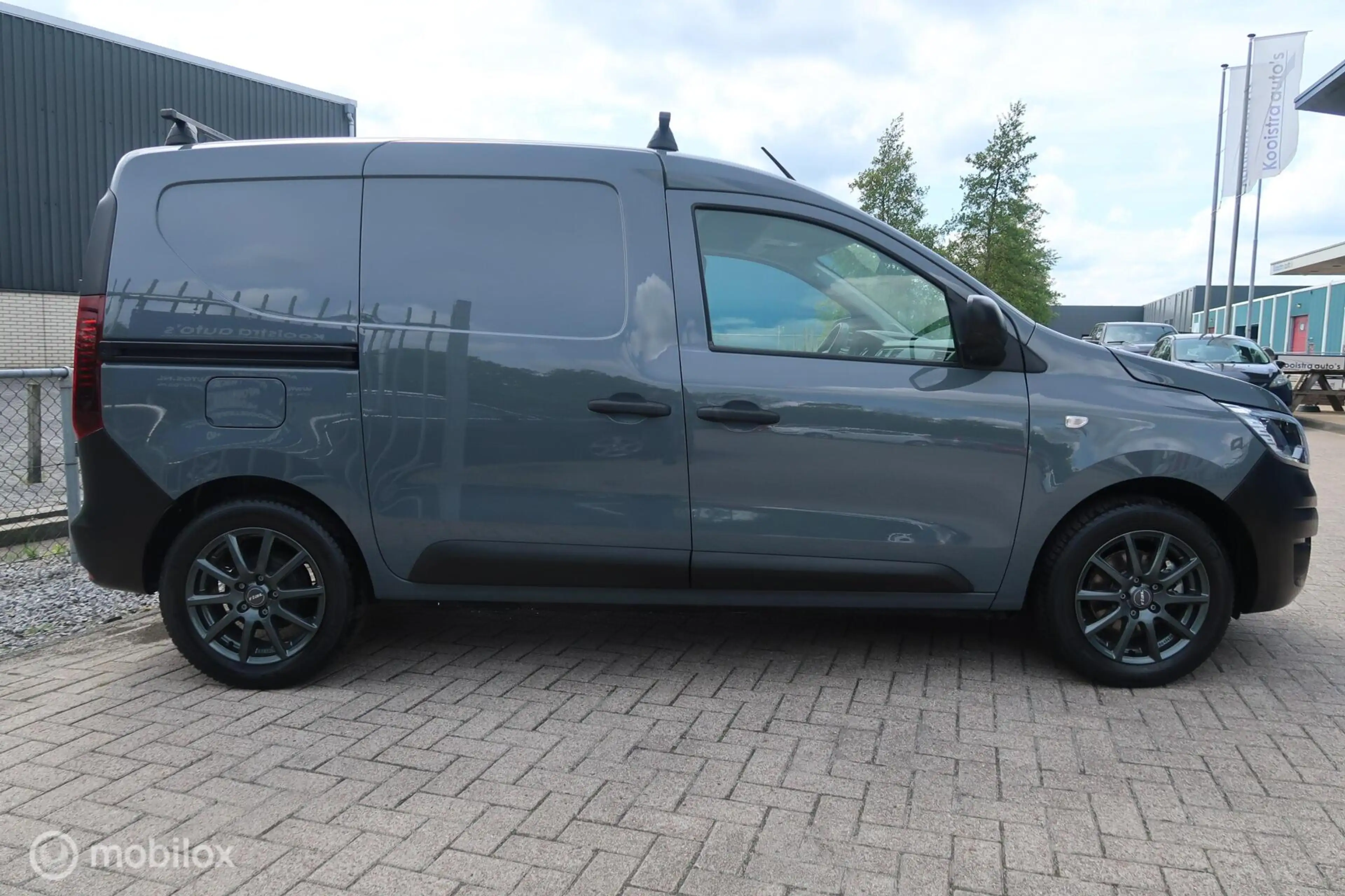 Renault Express 1.3 TCe 100 Comfort + — photo 9