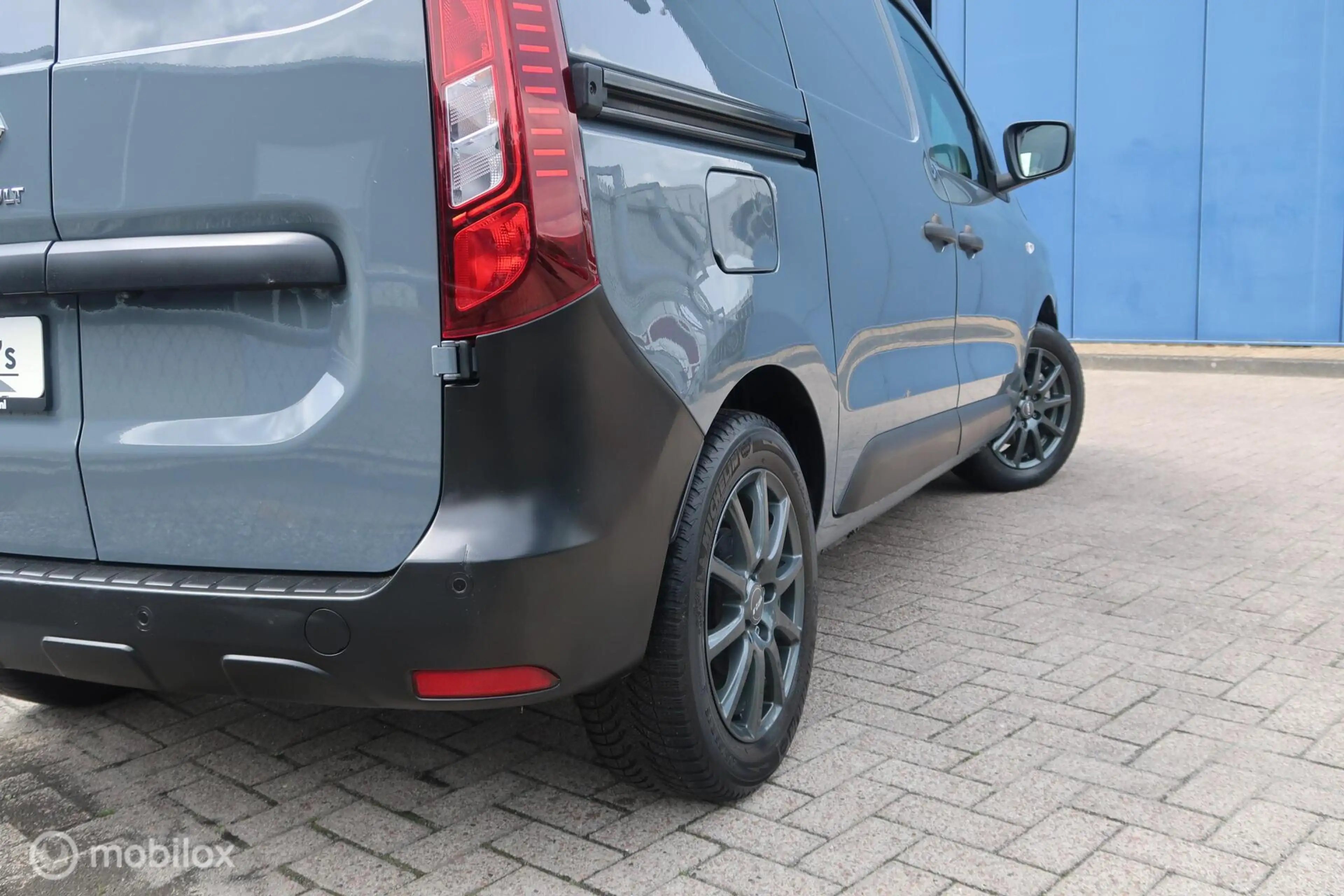 Renault Express 1.3 TCe 100 Comfort + — photo 8