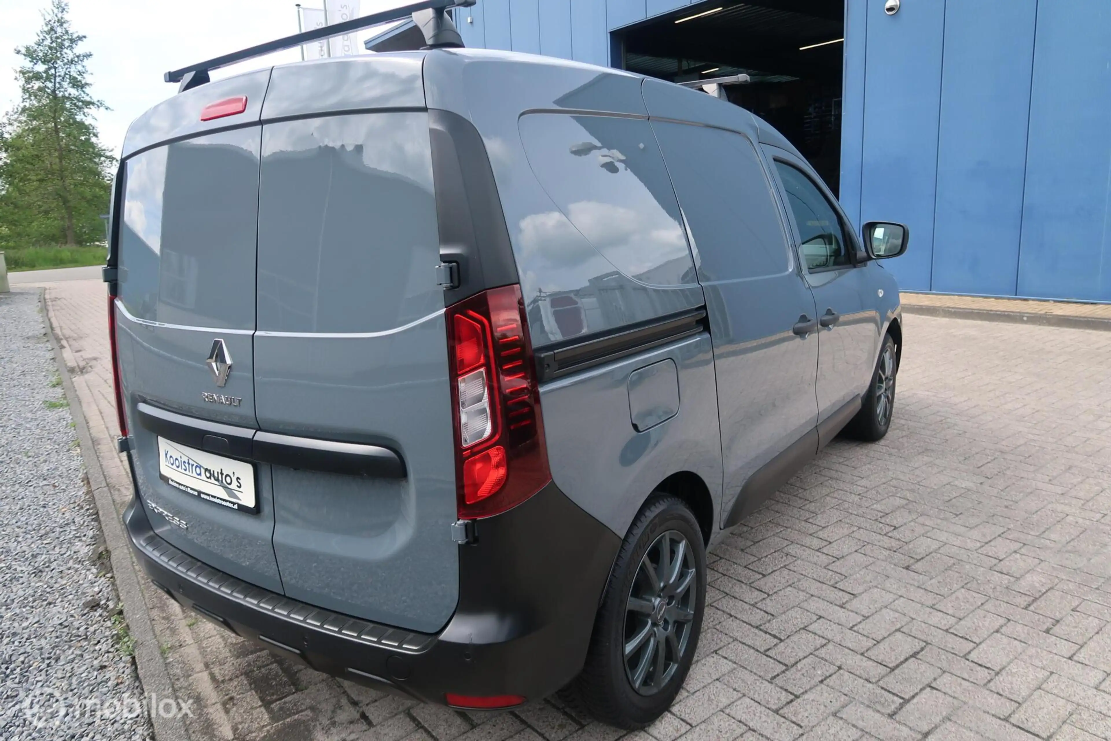 Renault Express 1.3 TCe 100 Comfort + — photo 7