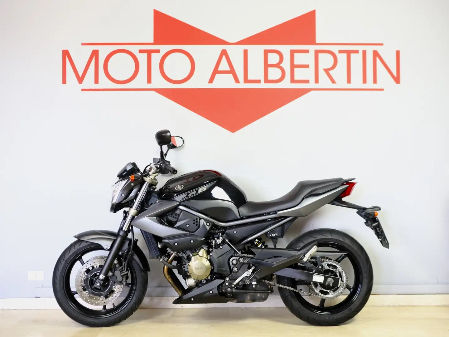Yamaha XJ 6 N Nero - 2