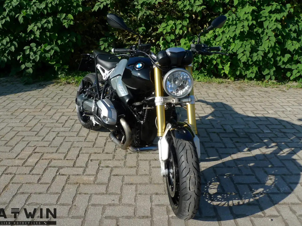 BMW R nineT