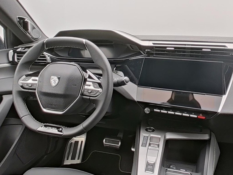 Peugeot 408 GT EXCLUSIVE HYBRID 145 e-DSC6 — photo 13