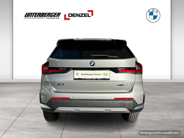 BMW X1 view 6