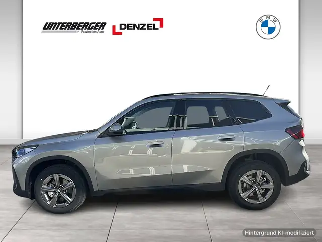 BMW X1 view 4