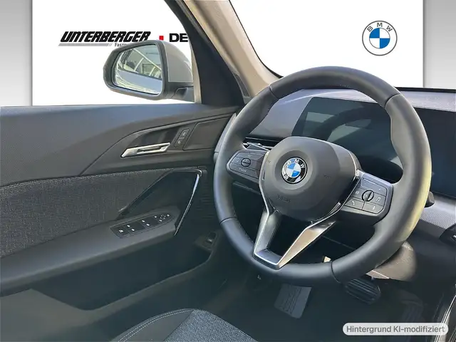 BMW X1 view 9