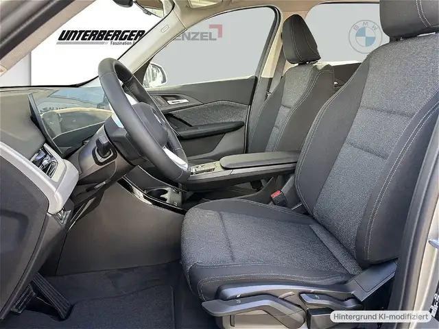 BMW X1 view 10